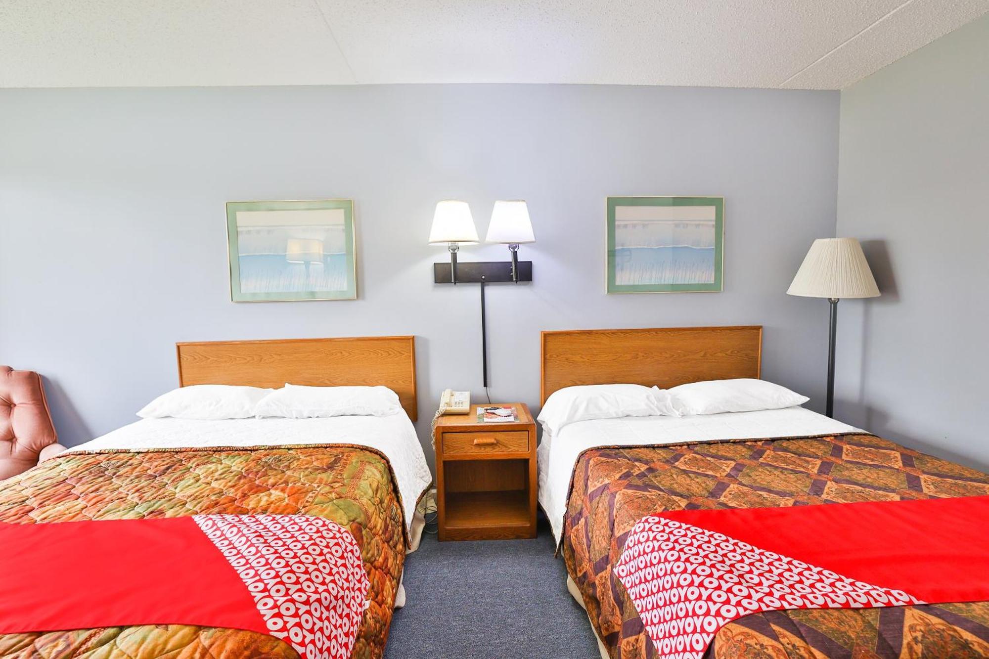Oyo Hotel Pipestone Mn, Canterbury Park エクステリア 写真